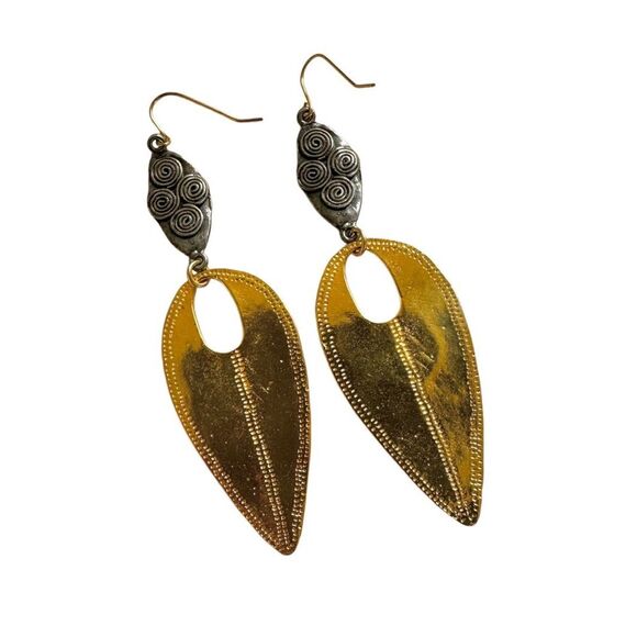 Devin Leigh 18k Gold Plated Hammered and Gun Metal Earrings - Picture 1 of 10